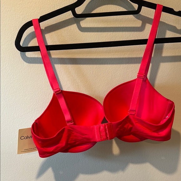 Calvin Klein Red Bra with Underwire Support - Picture 4 of 5